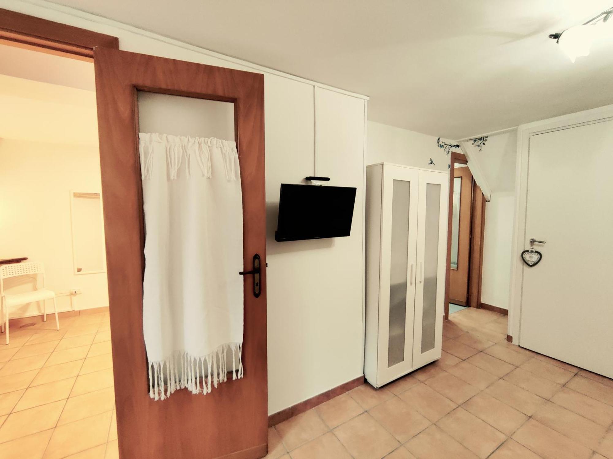 The Second Floor Hotel Наполи Екстериор снимка