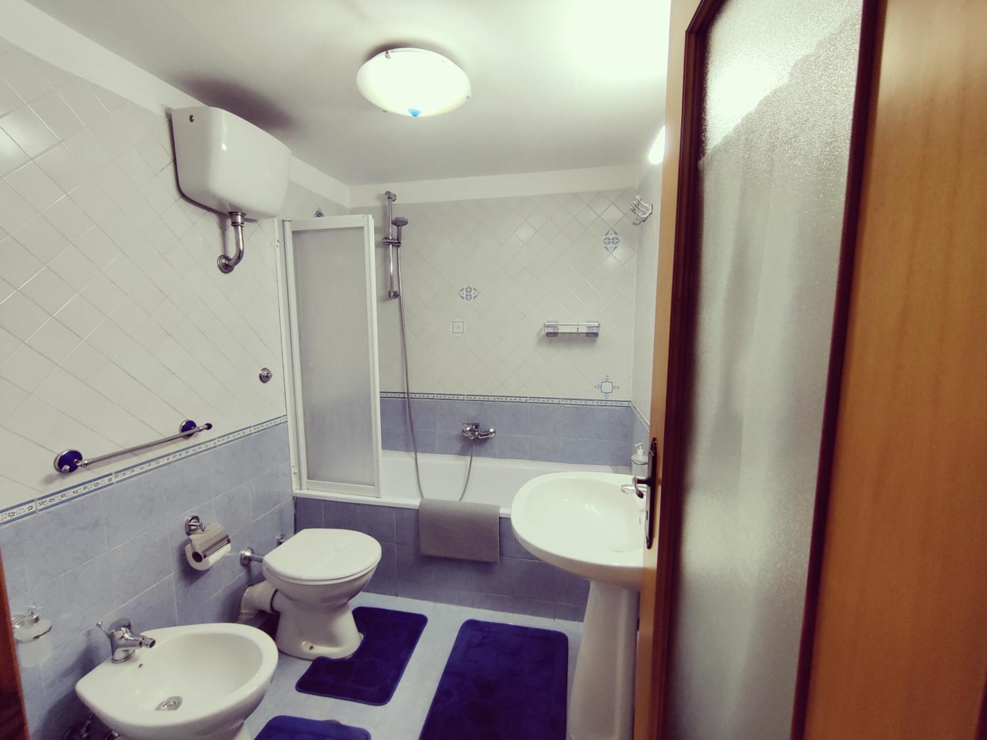 The Second Floor Hotel Наполи Екстериор снимка