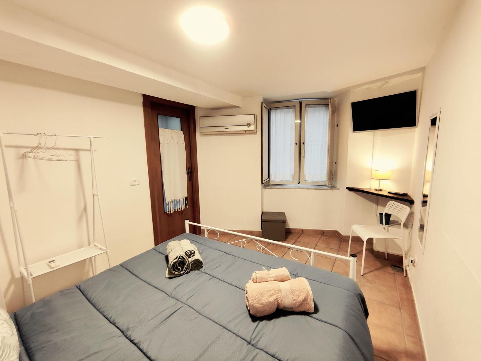 The Second Floor Hotel Наполи Екстериор снимка