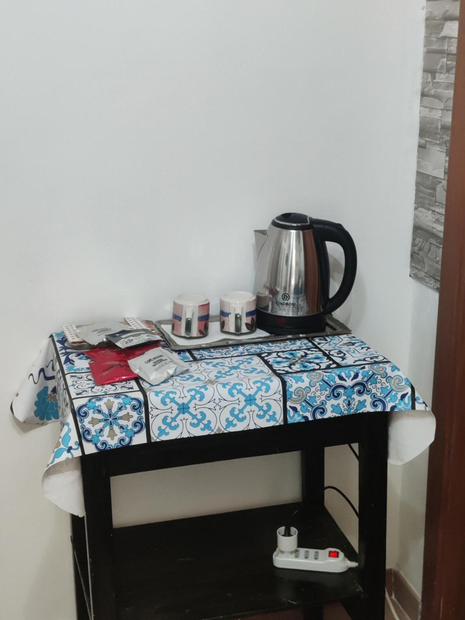 The Second Floor Hotel Наполи Екстериор снимка